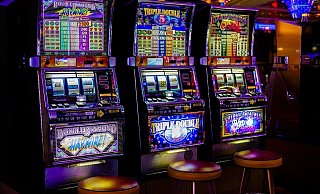 Der Mann hatte sich in die Bielefelder Spielhalle einschließen lassen und dann die Automaten geknackt. - Symbolfoto Pixabay
