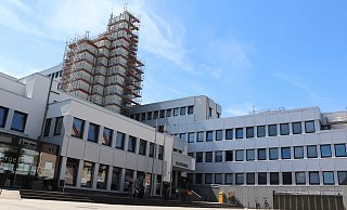 Das Rathaus in Rheda, errichtet in "brutaler Bauweise", könnte unter Denkmalschutz gestellt werden. - Marion Pokorra-Brockschmidt