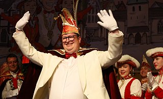 Prinz Gregor I. Hüllmann legt als Prinz Karneval den Taktstock nun auch mal zur Seite. - Regina Brucksch