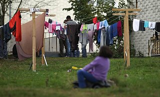 Mit der Aufnahme und Unterbringung von Geflüchteten sind viele Menschen in NRW nicht zufrieden. Migration bleibt ein großes Thema. - picture alliance / dpa