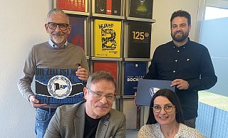 Patric Wettingfeld (v. l.), Heiner und Katja Stork und Felix Wallbaum von Stork & Partner. - Dirk Windmöller