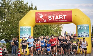 Start der 5 Kilometer-Läufer - Felix Brenneke