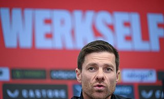 Leverkusens Trainer Xabi Alonso setzt nach dem Pokal-Aus alles auf die Bundesliga. - Federico Gambarini/dpa