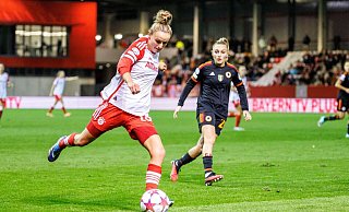 Lina Magull hat ihr Kapitänsamt beim FC Bayern aufgegeben. - Matthias Balk/dpa