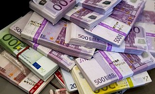 Der Rechtsanwalt soll sich jeweils sechsstelige Summen von seinen Mandanten geliehen haben. - Symbolfoto: Pixabay Creative Commons