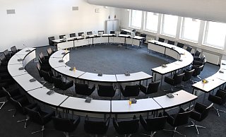 Bei der nächsten Sitzung des Stadtrates werden von 52 Plätzen zehn statt bislang acht von bündnisgrünen Abgeordneten eingenommen werden. - pbm