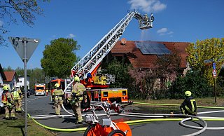  Die Feuerwehr Paderborn war mit einer Drehleiter im Einsatz. - Ralph Meyer