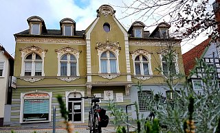 Seit mehr als vier Jahren ist das Gebäude leer und steht jetzt zum Verkauf. - Heike von Schulz