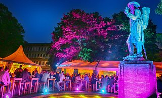 Traditionsveranstaltung seit Jahrzehnten und größtes Volksfest der Region: der Leineweber-Markt zieht alljährlich Hunderttausende in die Bielefelder Innenstadt. - Sarah Jonek