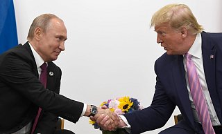 Kremlchef Wladimir Putin und der gewählte US-Präsident Donald Trump haben einen Draht zueinander, weshalb Moskau einen neuen Kontakt für möglich hält. - Susan Walsh/AP/dpa