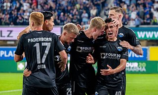 Der SC Paderborn drehte das Heimspiel gegen den SV Wehen Wiesbaden - und sicherte sich drei Punkte. - David Inderlied/dpa