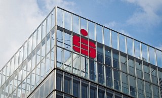 Eine Fusion der beiden Sparkassen muss noch durch die Träger bestätigt werden. - Pixabay/Symbolfoto