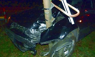 Der PKW kam an der Lichtzeichenanlage zum Stehen. - Foto: Polizei Minden-Lübbecke