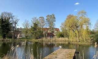 Gleich mehrere der sechs vorgestellten Wege fangen den herrlichen Blick auf die Alte Abtei und die Abteikirche auf dem Mühlenweg ein. - Burkhard Hoeltzenbein