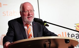 Seniorchef und Firmengründer Friedrich-Wilhelm Schöneberg hat sich aus der Wellteam-Firmenleitung zurückgezogen. - Frank-Michael Kiel-Steinkamp