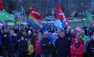 Rund 200 Gegendemonstranten protestierten unter dem Motto "BaLi bleibt bunt". - Kristoffer Fillies