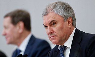 Wjatscheslaw Wolodin beschuldigt die westlichen Regierungen, eine Politik des Völkermords in der Ukraine zu unterstützen. - -/The State Duma, The Federal Assembly of The Russian Federation/AP/dpa