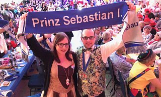 Regieren fast 17.000 Jecken am Rande der Pader: Prinzessin Jennifer Scheidewig und Prinz Sebastian I. - Carmen Behrens