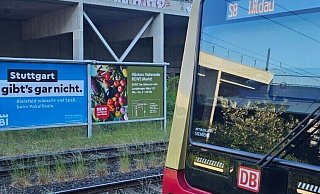 Witzige Kampagne: Mit dem Slogan „Stuttgart gibt’s gar nicht“ wünscht Bielefeld Marketing „viel Spaß beim Pokalfinale“ und das direkt in Berlin. - Bielefeld Marketing