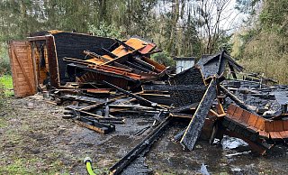 Gartenlaube in Bielefeld in Vollbrand. - Paul Brinkmann