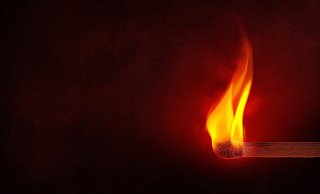 Die mutmaßliche Brandstifterin hat vor Gericht alles abgestritten. - Foto: Pixabay