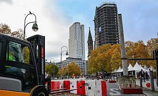 Sorgen vor Anschlägen auf Weihnachtsmärkten beschäftigen laut einer Umfrage rund zwei Drittel der Menschen in Deutschland. (Archivbild) - Jens Kalaene/dpa
