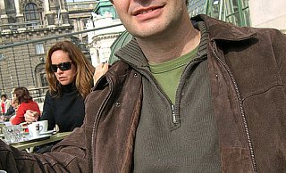 Hermann Dreyer lebt, arbeitet und forscht in der österreichischen Hauptstadt.