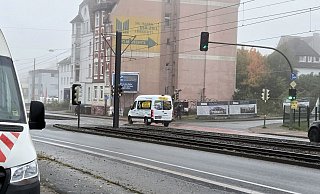 Am Sandhagen, der hinten in die Artur-Ladebeck-Straße einmündet, ging es am Dienstag vorsichtig los, für Autofahrer aber noch nicht spürbar. Das wird sich ändern. - Kurt Ehmke