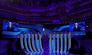 Die Glücksfeen der EM-Auslosung in Hamburg. - Christian Charisius/dpa