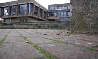 Das Versmolder Rathaus setzt zukünftig einen Sicherheitsdienst ein. - Tasja Klusmeyer