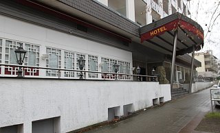 Der Pächter des Restaurants hat aufgegeben- das ist jetzt unübersehbar. - Heidi Froreich