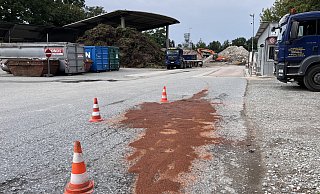 Seit 2010 verpachtet Johannes Kathöfer den Recyclinghof an der Delbrücker Straße an seinen Bruder Hermann. Ende 2024 läuft der Vertrag aus. - Birgit Vredenburg