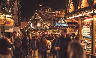Auf dem Christkindlmarkt gilt die 2G-Regel. Besucher müssen geimpft oder genesen sein. - Symbolfoto/ Pixabay