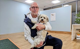 Tierphysiotherapeut Andreas Kraft ist nicht nur für Hunde, sondern auch für Katzen und Pferde da. - Burkhard Battran