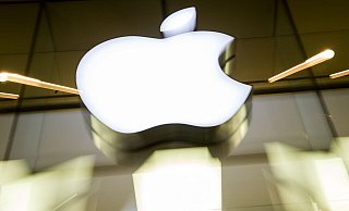 Die US-Firma Apple verkauft derzeit keine Produkte mehr in Russland. - Foto: Peter Kneffel/dpa