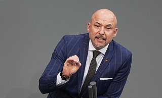 Die Union habe ein Rechtsgutachten dazu in Auftrag gegeben, nach dem eine solche Regelung mit dem Grundgesetz vereinbar wäre, sagte der Chef der CSU-Bundestagsabgeordneten. - Michael Kappeler/dpa
