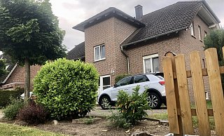 Das Ehepaar soll in der Wohnung eines Mehrfamilienhauses in Streit geraten sein. - Thomas Lieske