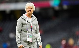 Muss den Trainingsplan umstellen: Die Schweizer Trainerin Pia Sundhage. - Martin Meissner/AP/dpa