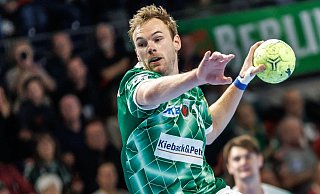 Welthandballer Mathias Gidsel war auch gegen Bietigheim bester Berliner Werfer. - Andreas Gora/dpa