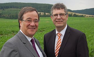Kennen sich gut: Armin Laschet (l.) und der CDU-Bundestagsabgeordnete Christian Haase. - Archivbild: Mathias Brüggemann