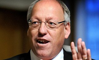 Pit Clausen beantwortet die Corona-Fragen der Bielefelder. - Frücht