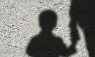 Ein neues Forschungsprojekt will Kinder, Jugendliche und junge Erwachsene, die in Pflege- und Adoptivfamilien oder in Jugendhilfeeinrichtungen leben, stärken. - Pixabay