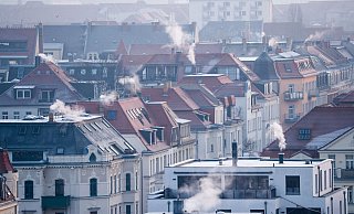Steigende Strom- und Gaspreise und Unsicherheit infolge des Heizungsgesetzes: Die Preise für unsanierte Häuser sind zuletzt stark gefallen. Der Abwärtstrend scheint jedoch gestoppt (Symbolbild). - Jan Woitas/dpa-Zentralbild/dpa