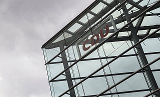 Über der CDU - aber auch der CSU - sind wegen verschiedener Affären dunkle Wolken aufgezogen.  - picture alliance/dpa/dpa-Zentralbild