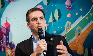 Blickt kritisch auf den DFB und die Fußball-Nationalmannschaft: Philipp Lahm. - Foto: Matthias Balk/dpa