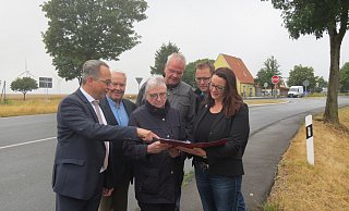 Ortsbegehung: (v.l.) Andreas Kaiser, Heinz Rebbe, Marie-Luise Reinicke, Frank Simon, Christoph Noeke und Claudia Keiter. - privat