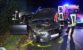 In der Nacht: Der BMW erlitt einen Totalschaden - Andreas Eickhoff