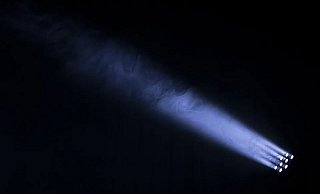 Von dem Firmengelände wurden drei Scheinwerfer gestohlen (Symbolfoto). - Pixabay