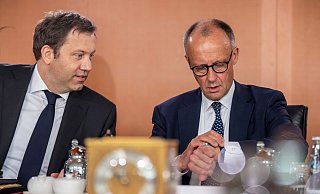 Viel Zeit bleibt nicht mehr bis zur Sommerpause, um die ersten großen Koalitionsprojekte auf den Weg zu bringen. (Archivbild) - Michael Kappeler/dpa