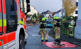 Die Paderborner Feuerwehr ist im Einsatz. - Ralph Meyer